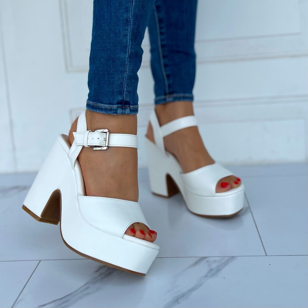 White platform sandals heels - Picture 4 of 6